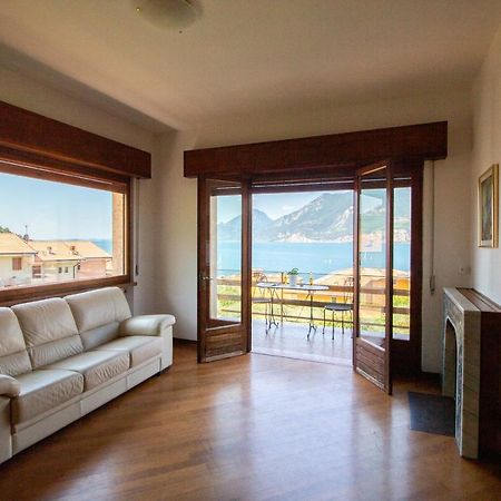 Villa Diana - Terrazza Sul Lago Ассенца-ди-Бренцоне Экстерьер фото