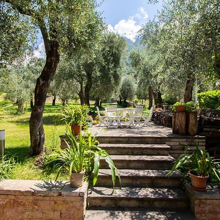 Villa Diana - Terrazza Sul Lago Ассенца-ди-Бренцоне Экстерьер фото
