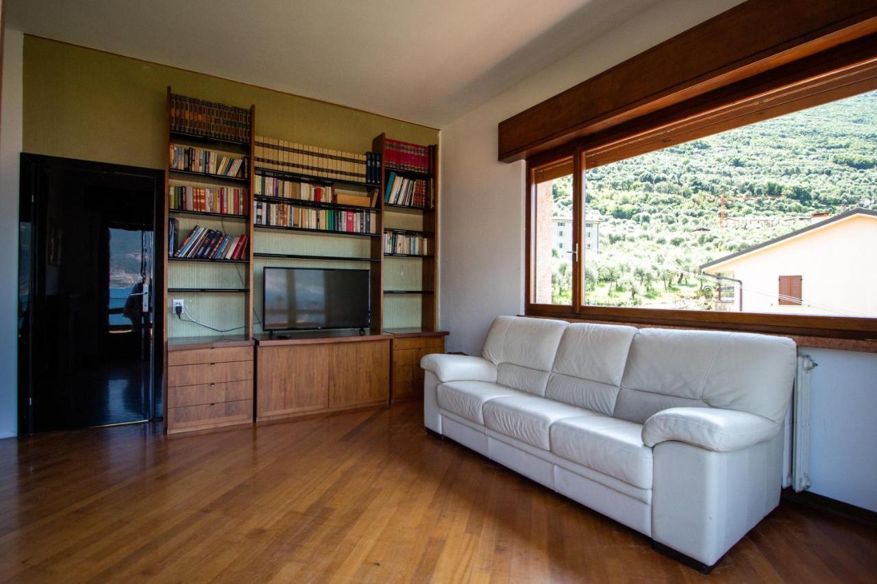 Villa Diana - Terrazza Sul Lago Ассенца-ди-Бренцоне Экстерьер фото